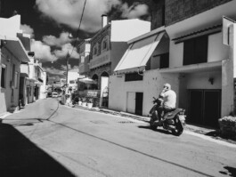 LAURA NENZ — Photography & Visual Storytelling