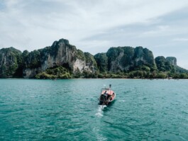 LAURA NENZ — Photography & Visual Storytelling