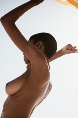 LAURA NENZ — Photography & Visual Storytelling