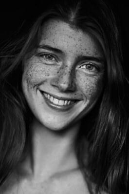 LAURA NENZ — Photography & Visual Storytelling