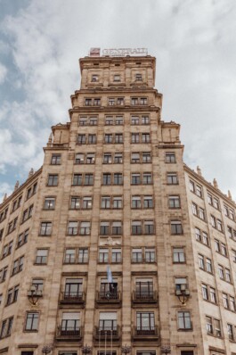 LAURA NENZ — Photography & Visual Storytelling