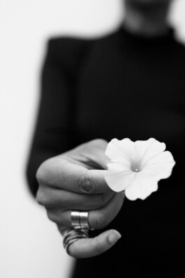 LAURA NENZ — Photography & Visual Storytelling