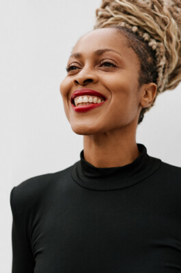 LAURA NENZ — Photography & Visual Storytelling