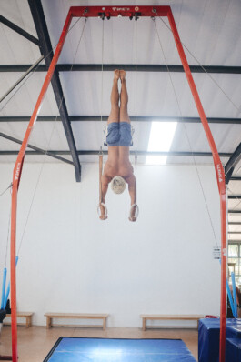 LAURA NENZ — Photography & Visual Storytelling