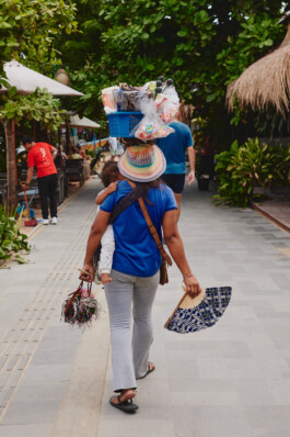 LAURA NENZ — Photography & Visual Storytelling