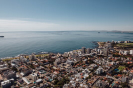 LAURA NENZ — Photography & Visual Storytelling