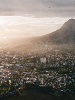 LAURA NENZ — Photography & Visual Storytelling