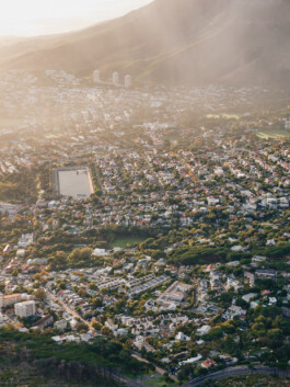 LAURA NENZ — Photography & Visual Storytelling