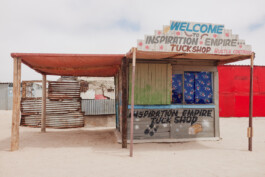 LAURA NENZ — Photography & Visual Storytelling