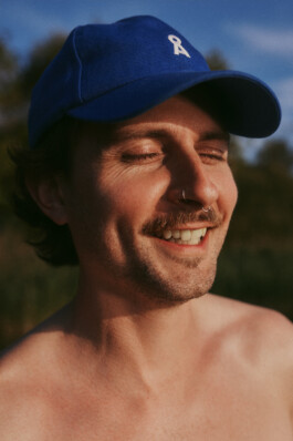 LAURA NENZ — Photography & Visual Storytelling