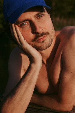 LAURA NENZ — Photography & Visual Storytelling